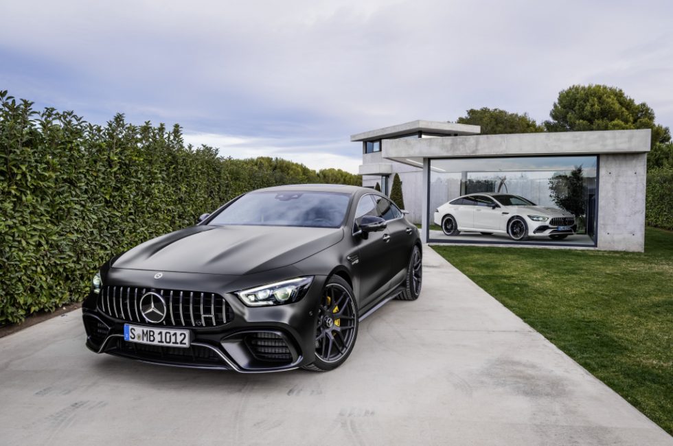 Mercedes-AMG GT 63 S 4MATIC+ 4-Door Coupé, AMG Carbon-packet, Exterior: Exterior paint: graphite grey magno, colour variation black;Fuel consumption combined: 11,2 l/100 km; CO2 emissions combined: 256 g/km* (provisional data)