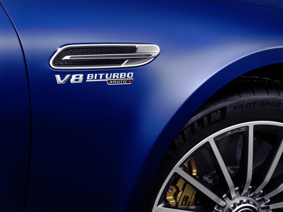 Mercedes-AMG GT 63 S 4MATIC+ 4-Door Coupé, AMG Silver-chrome packet, Exterior: Exterior paint: brilliant blue magno;Fuel consumption combined: 11.2 l/100 km; CO2 emissions combined: 256 g/km* (provisional data)