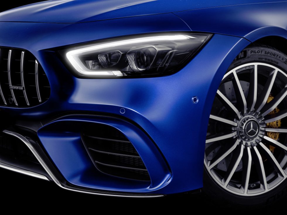 Mercedes-AMG GT 63 S 4MATIC+ 4-Door Coupé, AMG Silver-chrome packet, Exterior: Exterior paint: brilliant blue magno;Fuel consumption combined: 11.2 l/100 km; CO2 emissions combined: 256 g/km* (provisional data)
