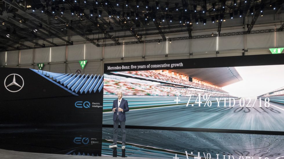 At the 88th Geneva Motor Show, Mercedes-Benz is presenting a slew of world premieres in a clear demonstration that the brand with the three-pointed star offers vehicles to suit all needs. First to be unveiled was the all-new Mercedes-AMG GT 4-Door Coupé (fuel consumption combined: 11.2-9.1 l/100 km; CO2 emissions combined: 256-209 g/km*), which augments the successful AMG GT family with another member. Also celebrating its world premiere was the new Mercedes-AMG G 63 (fuel consumption combined: 13.1 l/100 km; CO2 emissions combined: 299 g/km*), the