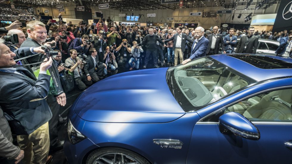 World premiere of the Mercedes-AMG GT 4-Door Coupé presented by Dr. Dieter Zetsche, Chairman of the Board of Management of Daimler AG and Head of Mercedes-Benz Cars: More space, more power, more goose pimples – the new Mercedes-AMG GT 4-Door model delivers driving experiences in new dimensions and extends the AMG model family. The new coupé is the first four-door sports car from Affalterbach and draws directly on the legendary SLS and AMG GT models of success. As another vehicle developed autonomously by Mercedes-AMG it combines unique design, high comfort and outstanding sports car engineering with an athletic, four-door fastback