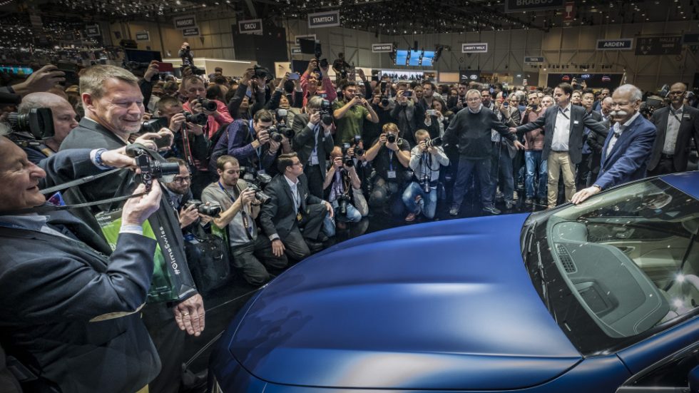 World premiere of the Mercedes-AMG GT 4-Door Coupé presented by Dr. Dieter Zetsche, Chairman of the Board of Management of Daimler AG and Head of Mercedes-Benz Cars: More space, more power, more goose pimples – the new Mercedes-AMG GT 4-Door model delivers driving experiences in new dimensions and extends the AMG model family. The new coupé is the first four-door sports car from Affalterbach and draws directly on the legendary SLS and AMG GT models of success. As another vehicle developed autonomously by Mercedes-AMG it combines unique design, high comfort and outstanding sports car engineering with an athletic, four-door fastback