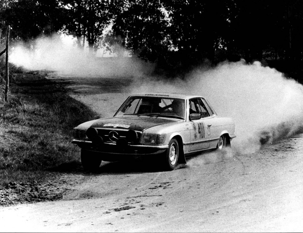 Rallye Vuelta a la América del Sud, from august 17 to September 24 in 1978. Team Timo Makinen / Jean Todt (number 401) achieved the fourth place with their Mercedes-Benz Typ 450 SLC.