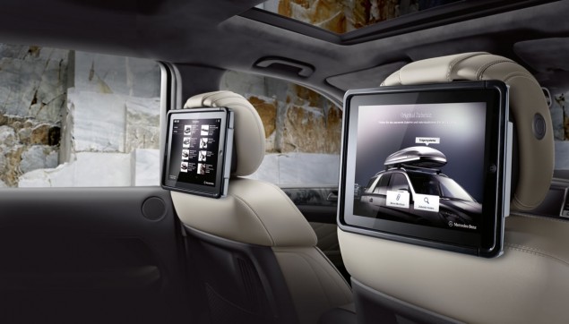 Mercedes-Benz-GL-Class-12C1292_14 Apple iPad® Rear Integration Plus docking station. This ergonomic, crash-proof docking station offers a convenient way to bring the iPad1®, iPad2® or iPad3® and all its familiar functions into your vehicle. Apple iPad1® Rear Integration Plus, kit