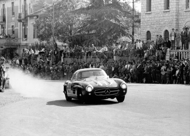 Mille Miglia, Brescia in Italy, 1 May 1955 Mille Miglia, Brescia in Italy, 1 May 1955. Winners in the production sports car class: John Cooper Fitch and Kurt Gesell (start number 417) in a Mercedes-Benz Type 300 SL (W 198) touring sports car