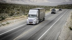 daimler-truck-mercedes-15C466_006